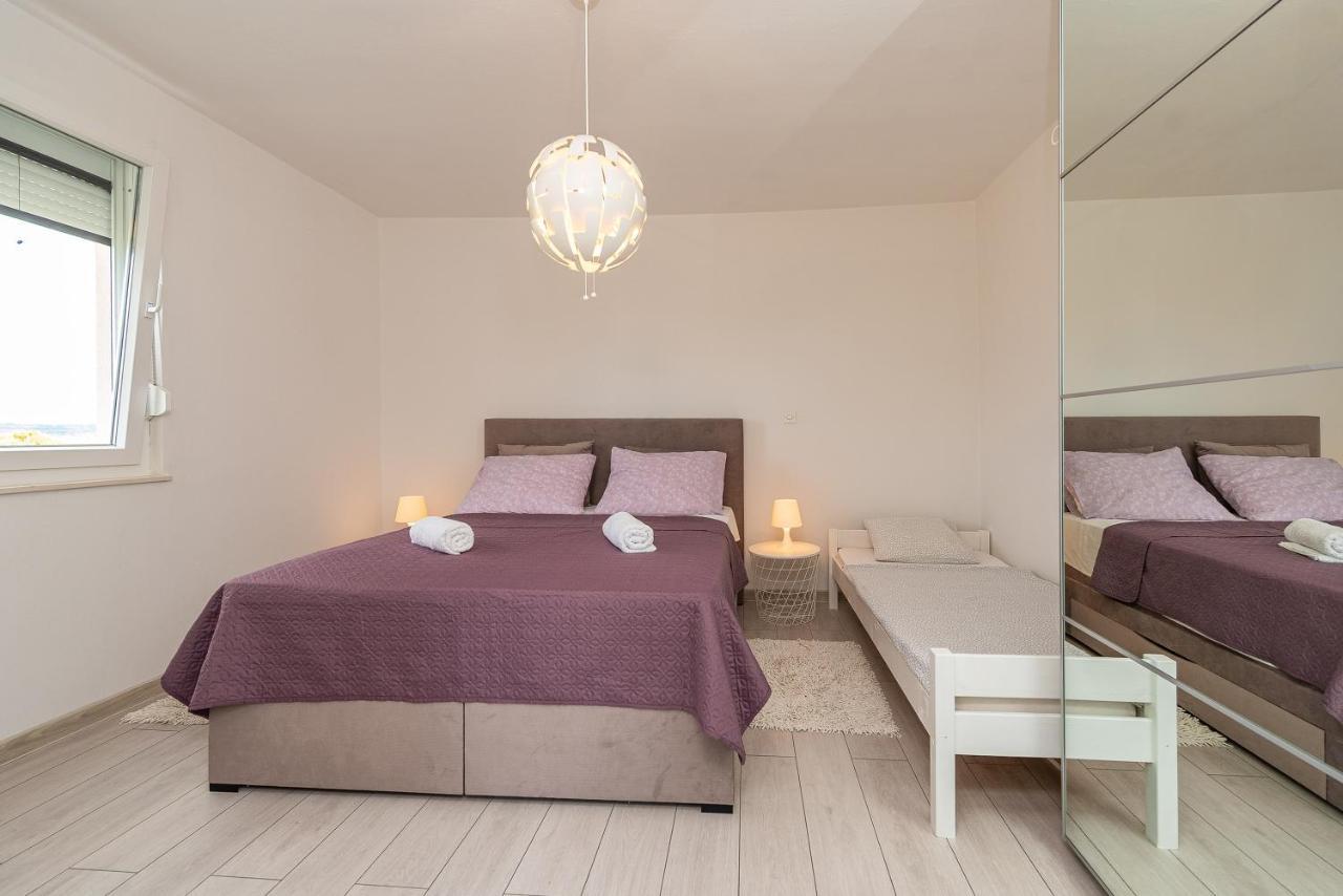 Vila Luna Apartments Zadar Dış mekan fotoğraf